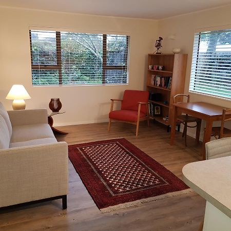Garden Retreat Apartment Otaki Exterior foto